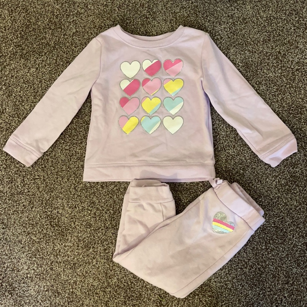 The Childrens Place Lavender heart outfit